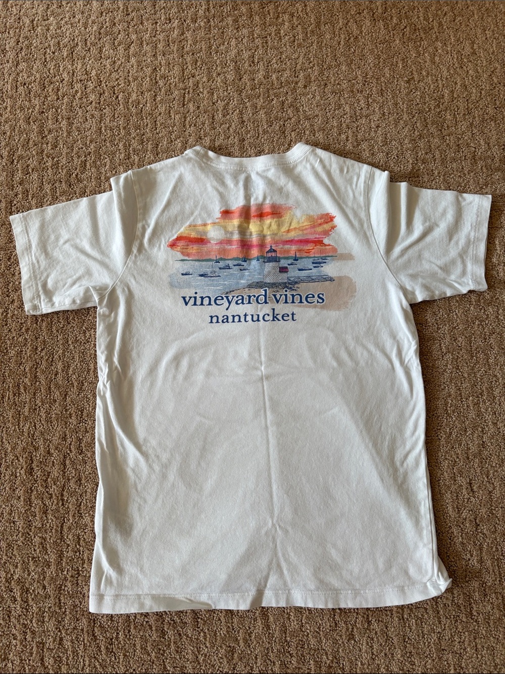 EUC Vineyard Vines boys White Nantucket Sunset Back Graphic Tee size M (12-14)